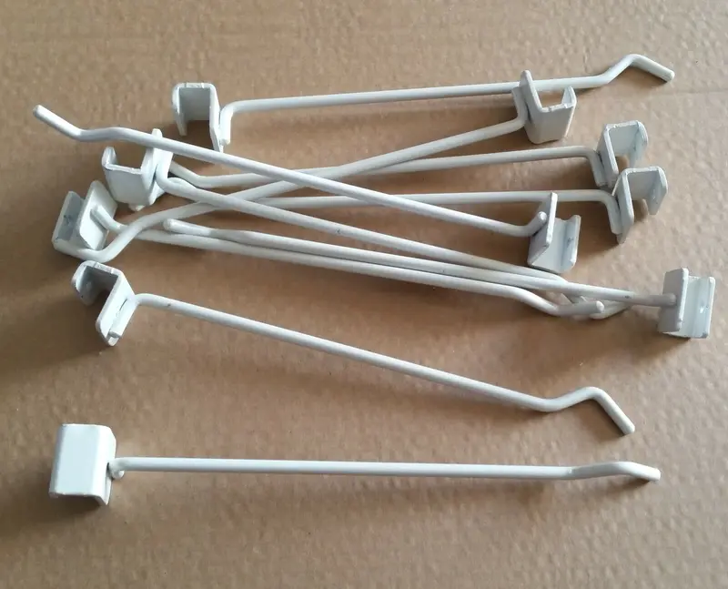 10pz GANCIO GANCI CM.30 ATTREZZATURA NEGOZIO x barra 30x15 filo D6 B.CO USATO.