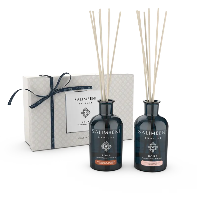 2 Difusores em Stick (Madeiras Antigas 250 ml + Flor de Laranjeira de Taormina 250 ml + Caixa de Prenda)