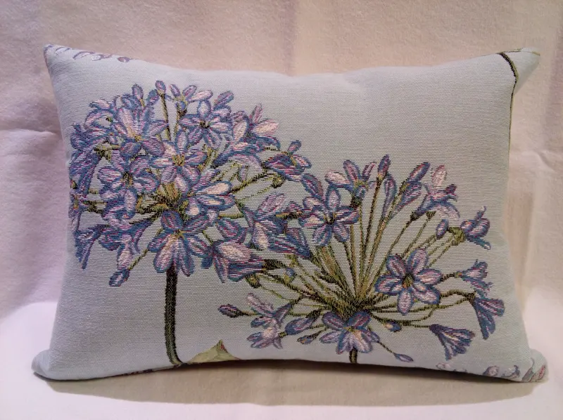 AGAPANTHUS PILLOW TAPESTRY