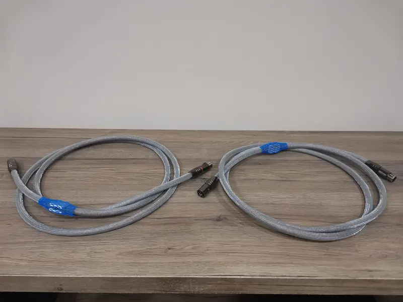 Albedo Silver MONOLITH REFERENCE MKII MONOCRYSTAL - Cavo di segnale stereo XLR 2,5m - USATO