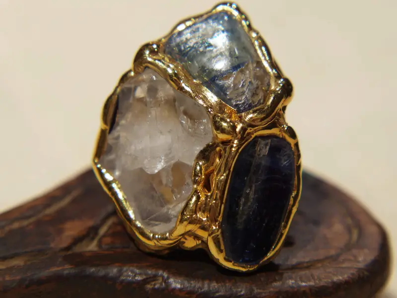 anello ottone con sodalite/agata/cristallo di rocca