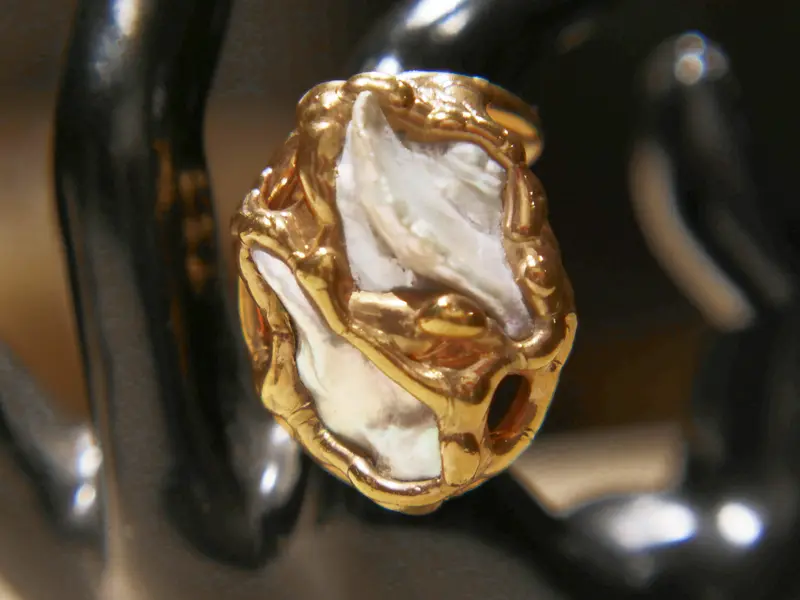 anello ottone e perla scaramazza