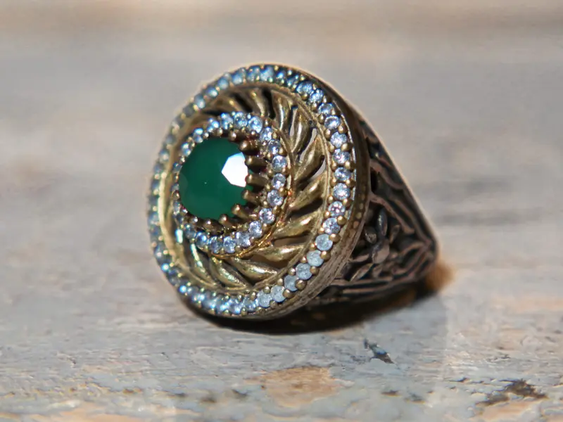 anello stile turco radice smeraldo