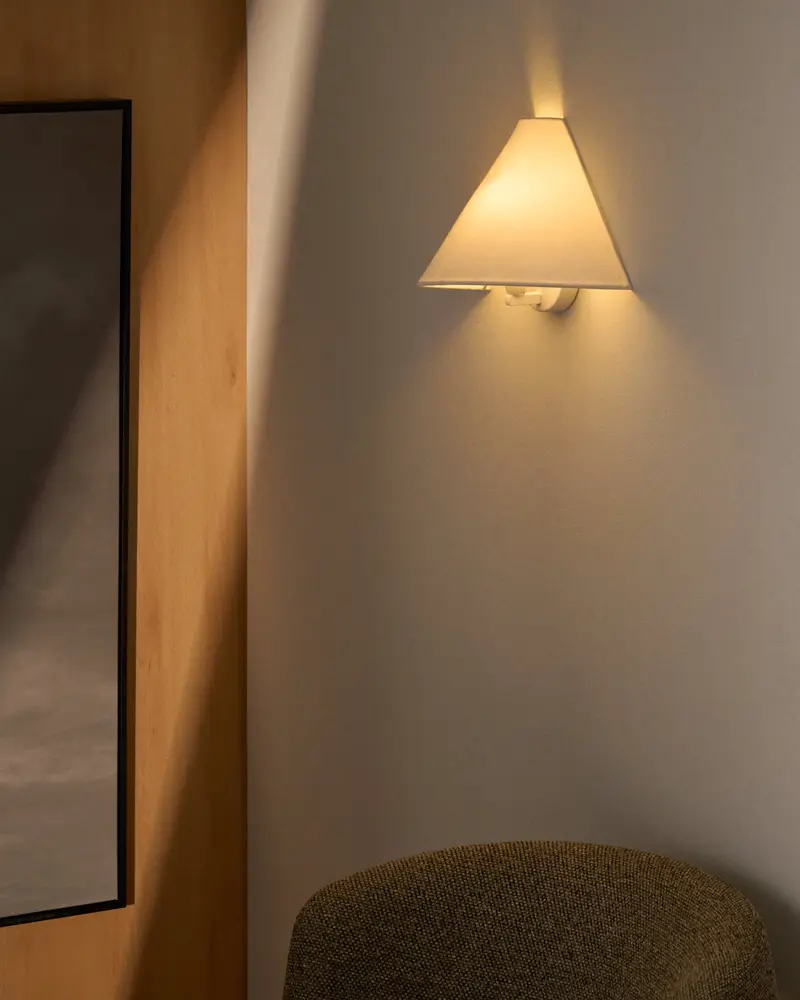 Applique da parete Lumeni in legno di caucciù e lino beige 30 cm