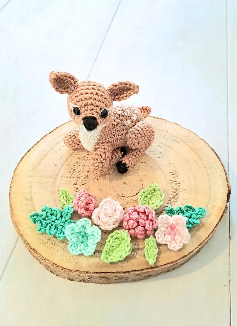 Baby deer crochet pattern