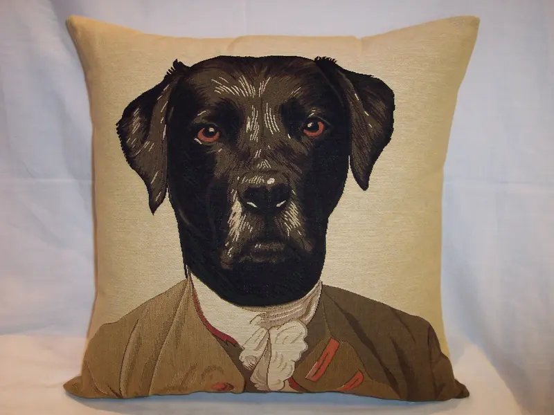BLAK LABRADOR PILLOW TAPESTRY