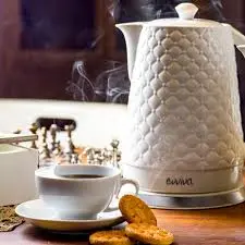 BOLLITORE ELETTRICO INGRID BIANCO EVVIVA