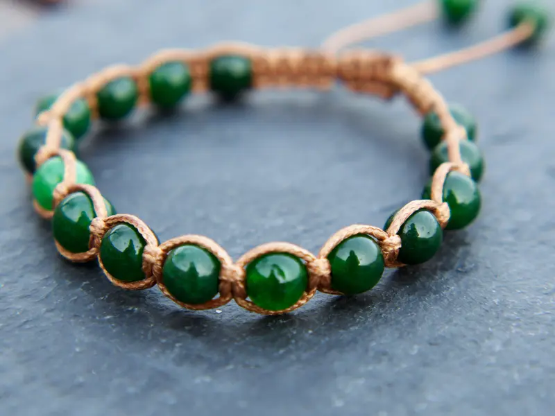 bracciale con giada cod.BRAC11
