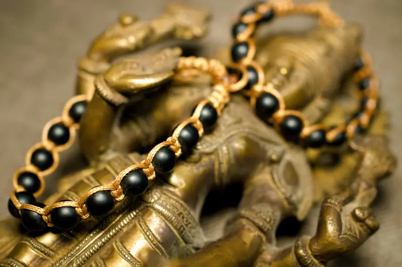 bracciale con pietra
