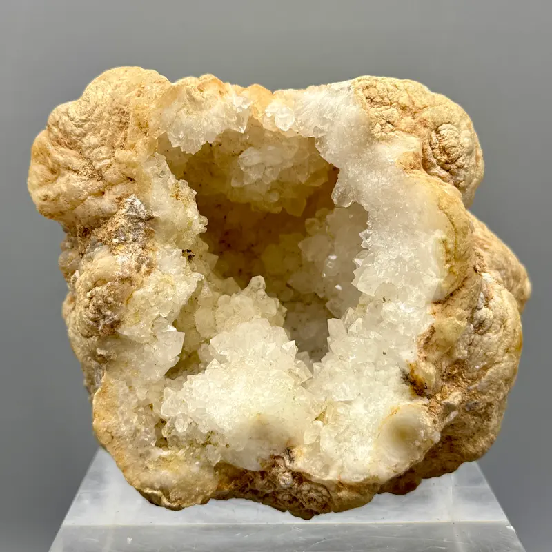 Calcite cristalli geode minerale pietra da collezione 560 gr.