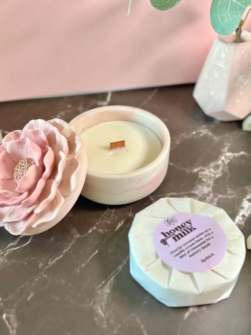 Camelia rosa – Candela o vasetto Porta Gioie