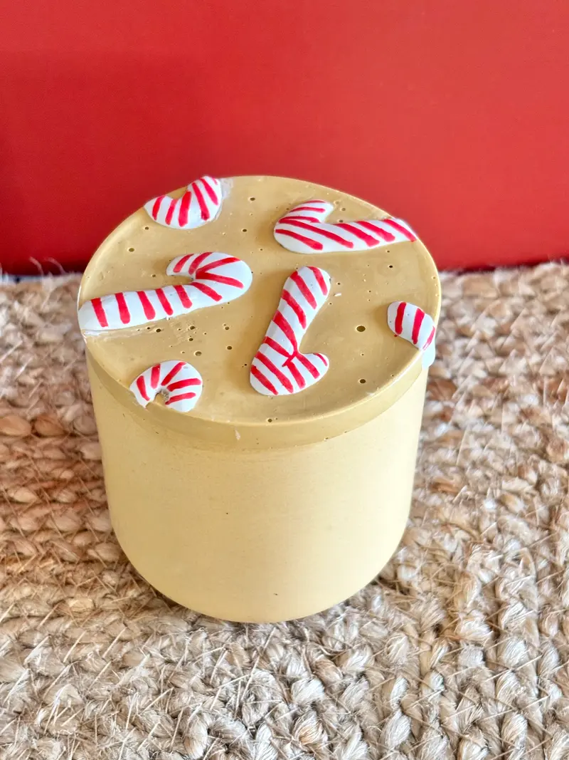 Candela Candy Cane artigianale con coperchio decorato