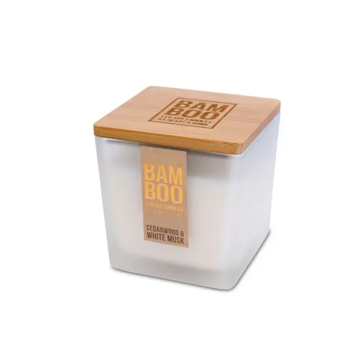 Candela Cedarwood E White Musk