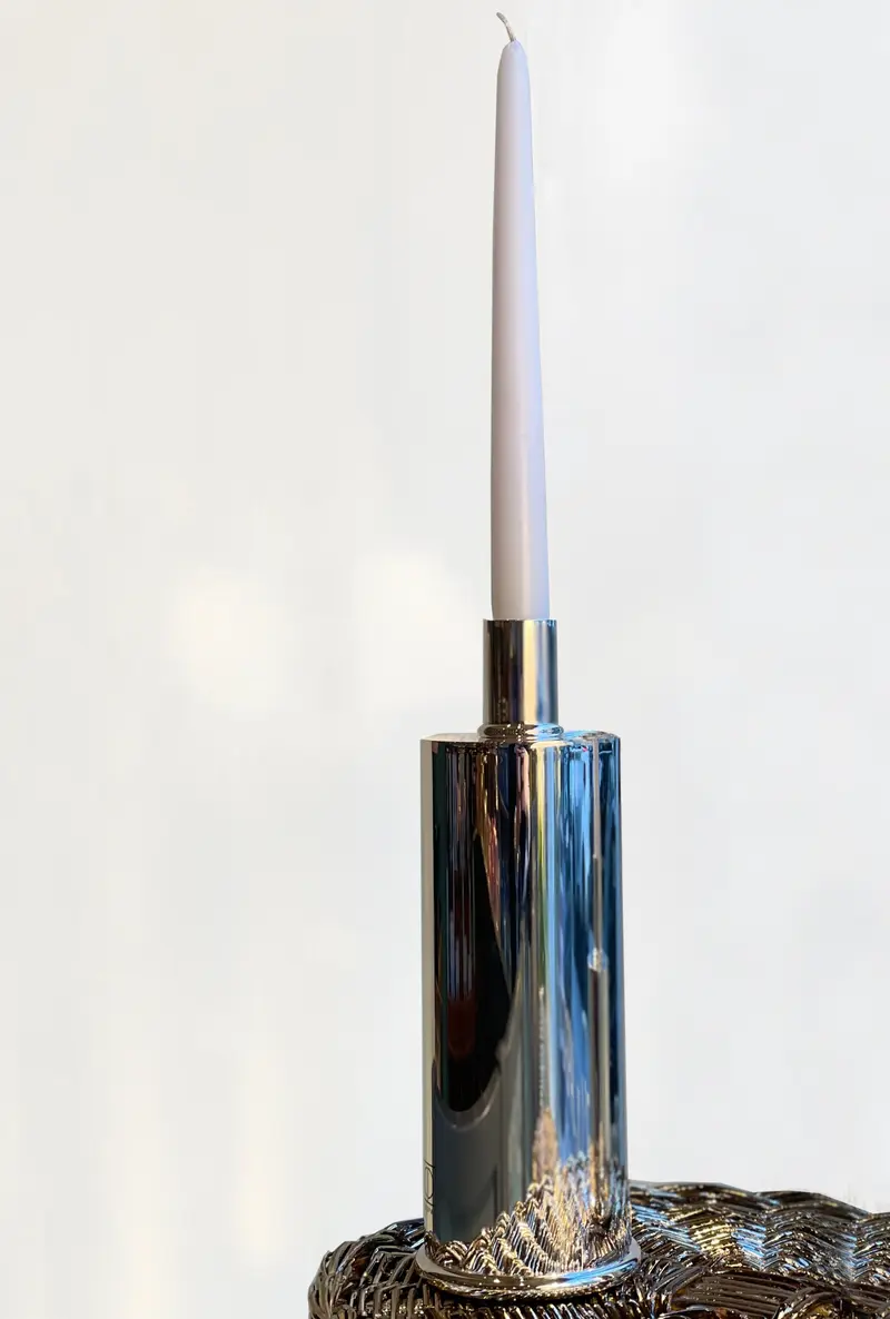 Candeliere alto placcato argento minimal ed elegante