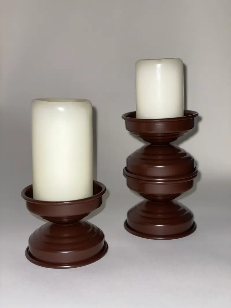 Candeliere piccolo in alluminio verniciato Chocolate Matt