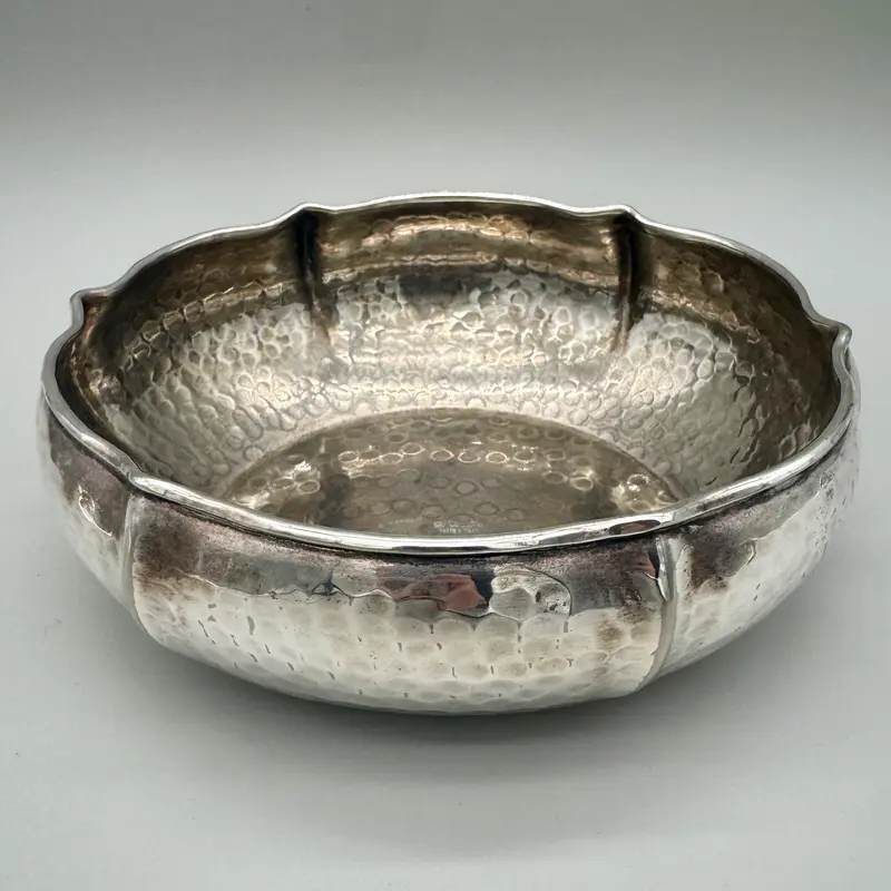 Ciotola Cassetti Firenze placcata argento martellata a mano 1990 ca