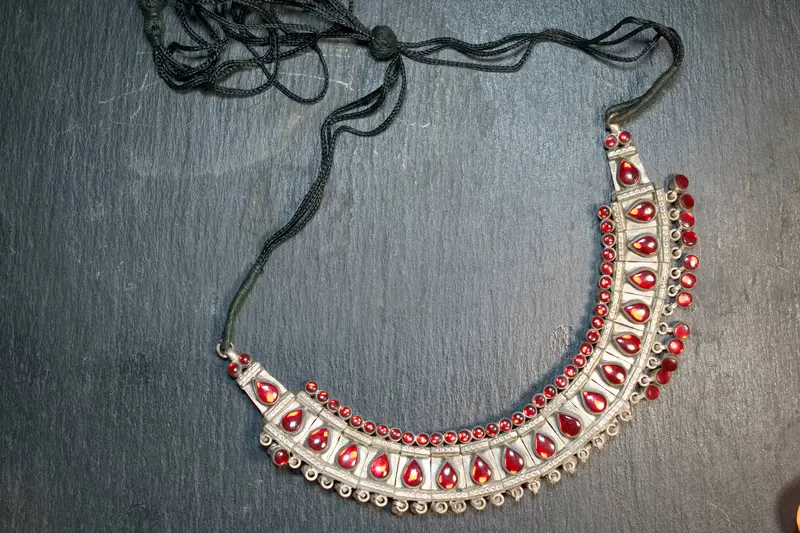 collana girocollo in argento india old neck