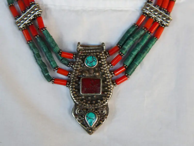 collana nepalese / tibetana cod.COLL168