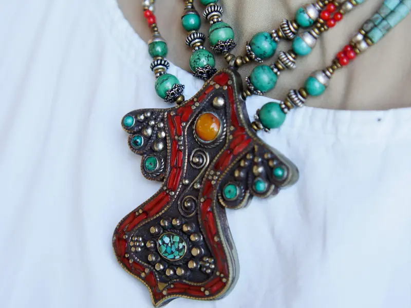 collana nepalese / tibetana    cod.COLL84