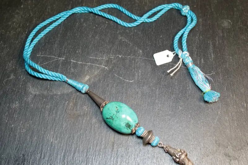 collana turchese e argento filo cotone regolabile
