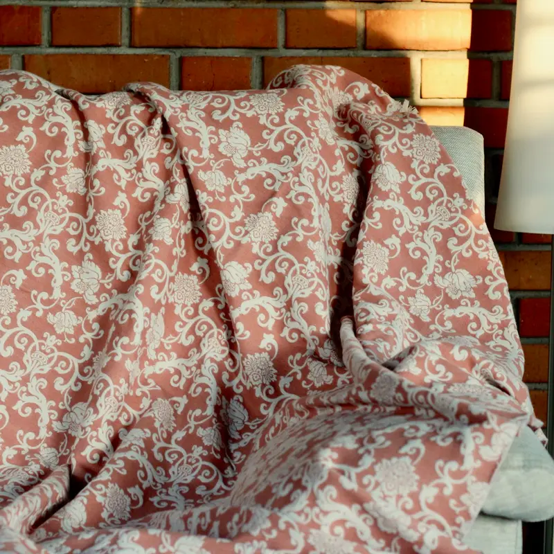 Coperta Lana Seta Jacquard disegno barocco colore Rosa retro ecru Cod 598