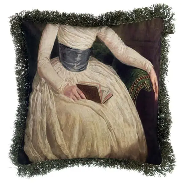 Cuscino Dama e Libro