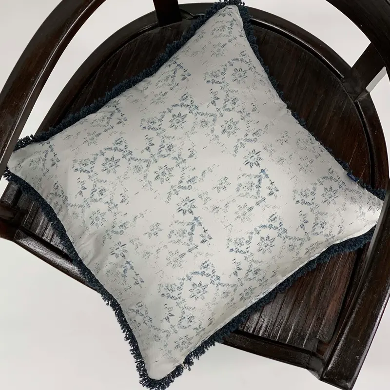 Cuscino in Seta Vintage Cm 40x40 disegno stella colore bianco ghiaccio Cod 495