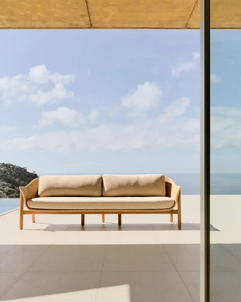 Divano a 3 posti Galea in teak massiccio e rattan sintetico 223 cm FSC 100%