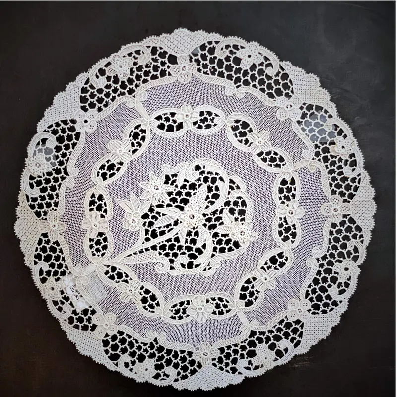 DOILIES BURANO LACE