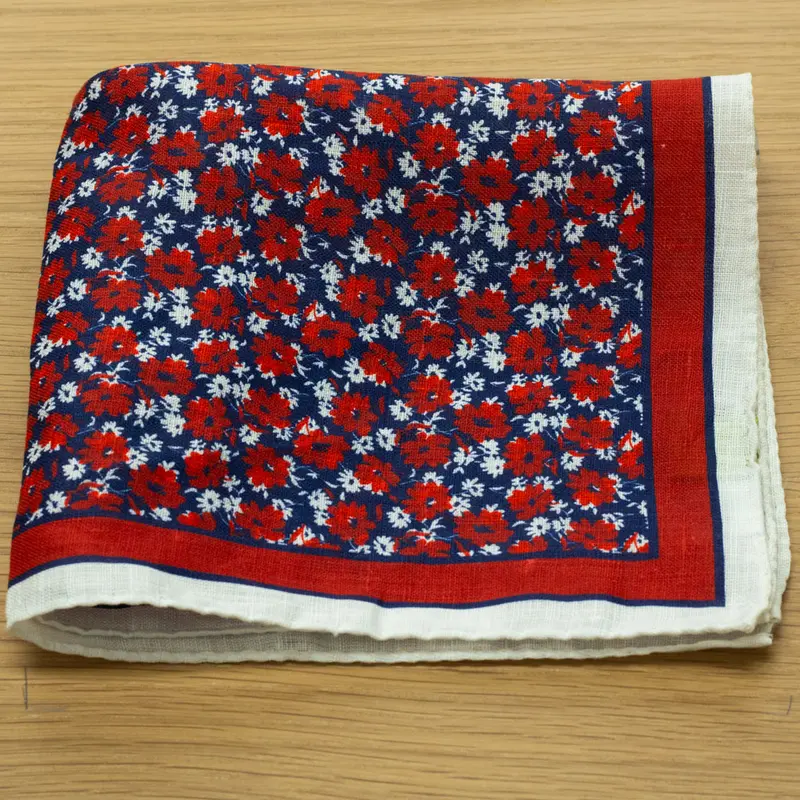 Fazzoletto da taschino in puro Lino stampato disegno fiore Rosso Cod 144