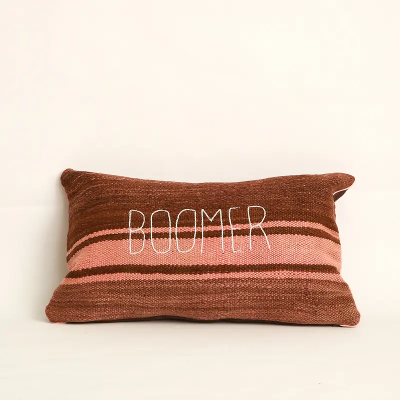 Fodera cuscino ricamata BOOMER, rosa antico — lana e cotone, 30x50 cm