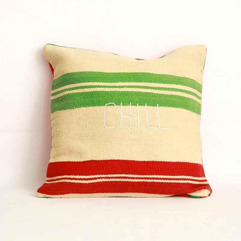 Fodera cuscino ricamata CHILL — lana e velluto, 50x50 cm
