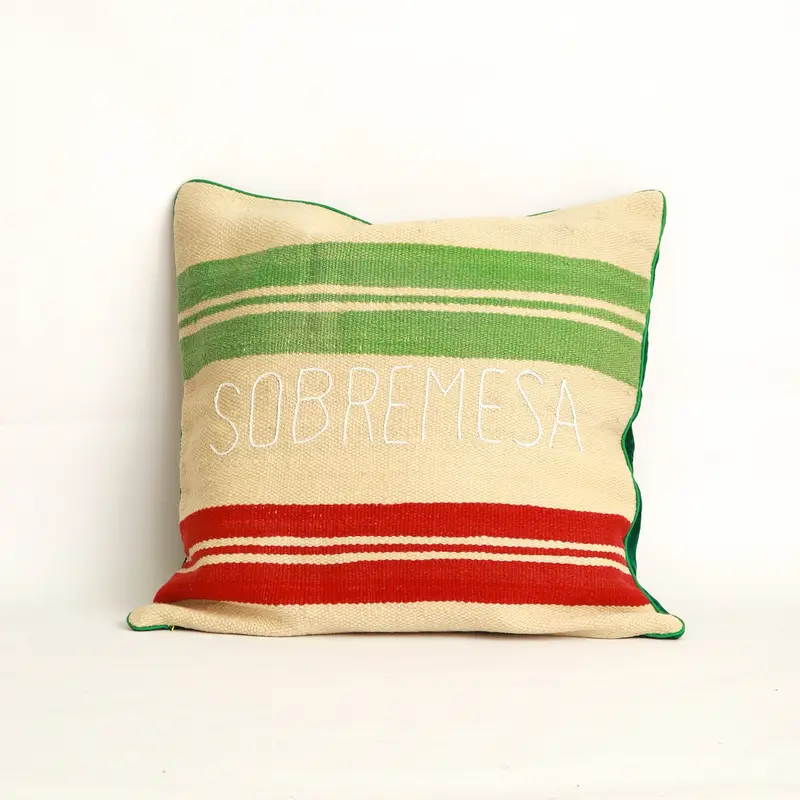 Fodera cuscino ricamata SOBREMESA, verde scuro — lana/velluto, 50x50