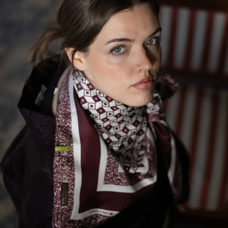 Foulard in Pura Seta con Stampa Texture Geometrica - 1101