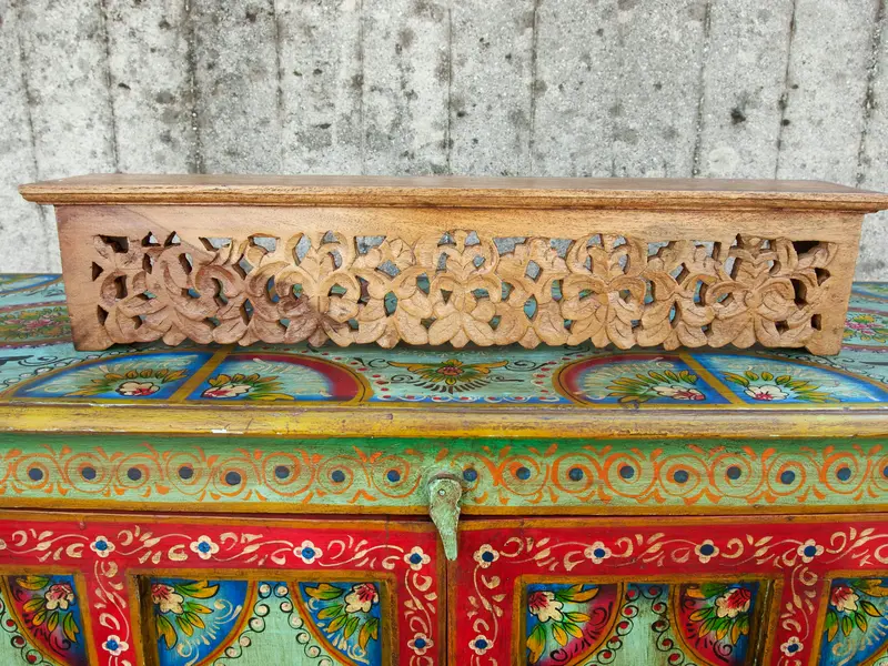 fregio indiano in legno, mensola da appendere o base da appoggio, alzata incisa cod.KG48