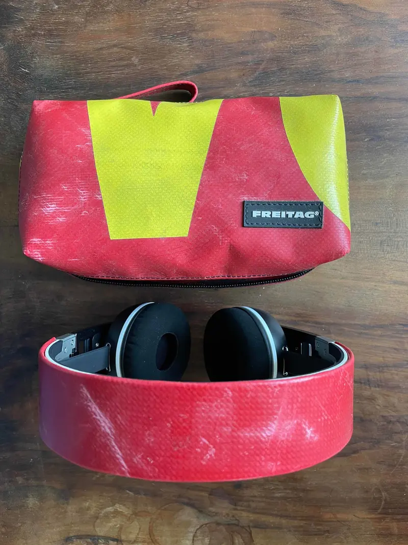 Freitag Borsa + Cuffie Sennheiser F703 Urbanite EDIZIONE LIMITATA - OUTLET