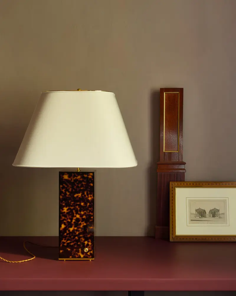 Giuseppe Porcelli Table Lamp in Tortoiseshell and White Lampshade, GP05A