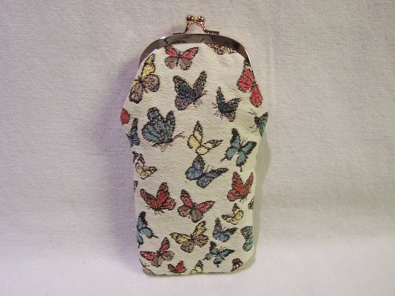 GLASSES CASE   butterflies