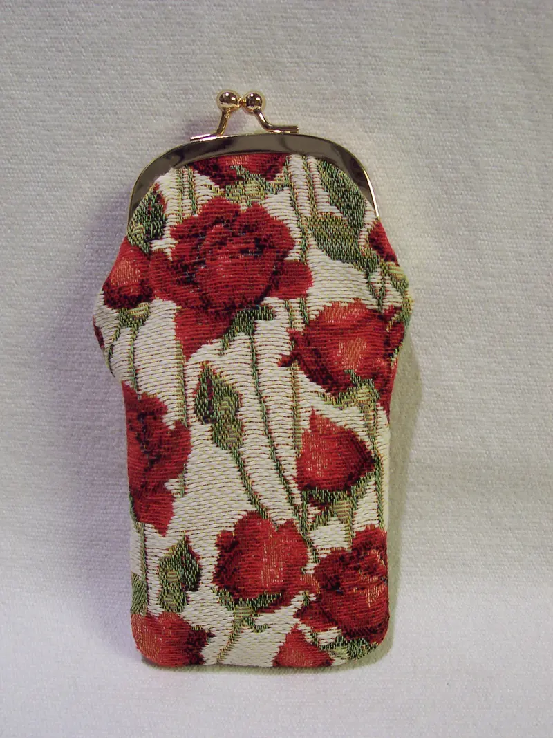 GLASSES CASE ROSE