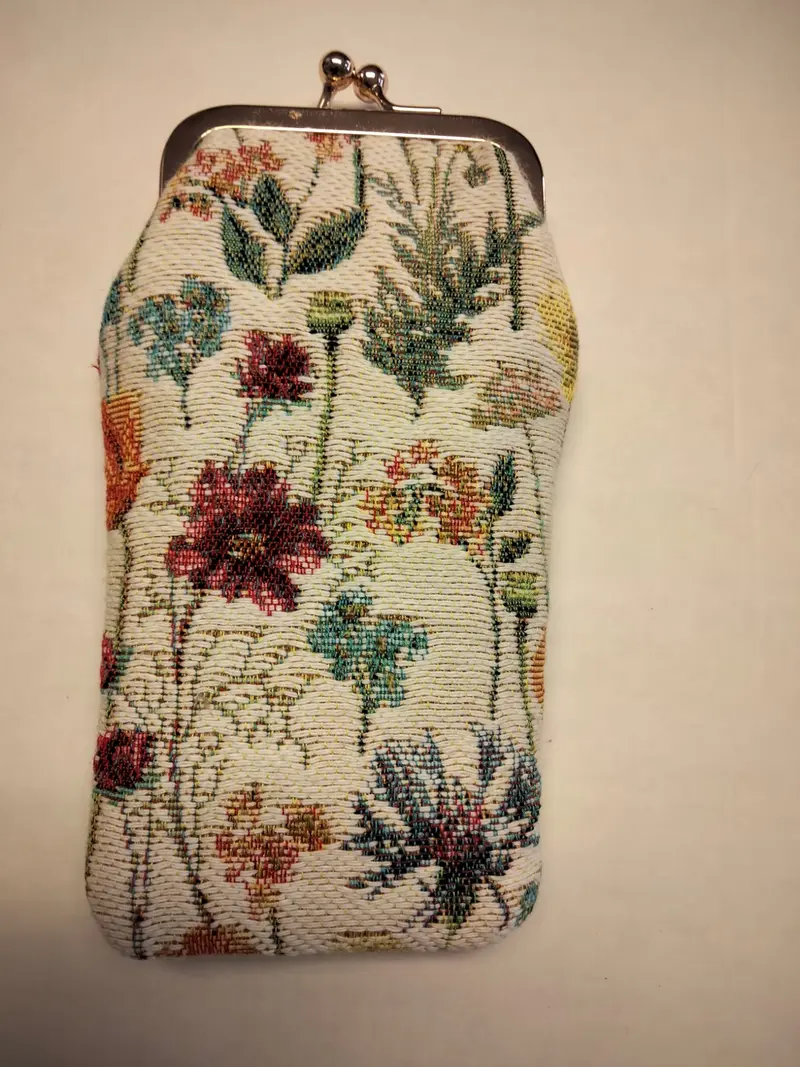 GLASSES  CASE WILDFLOWERS WHITE BACKGROUND