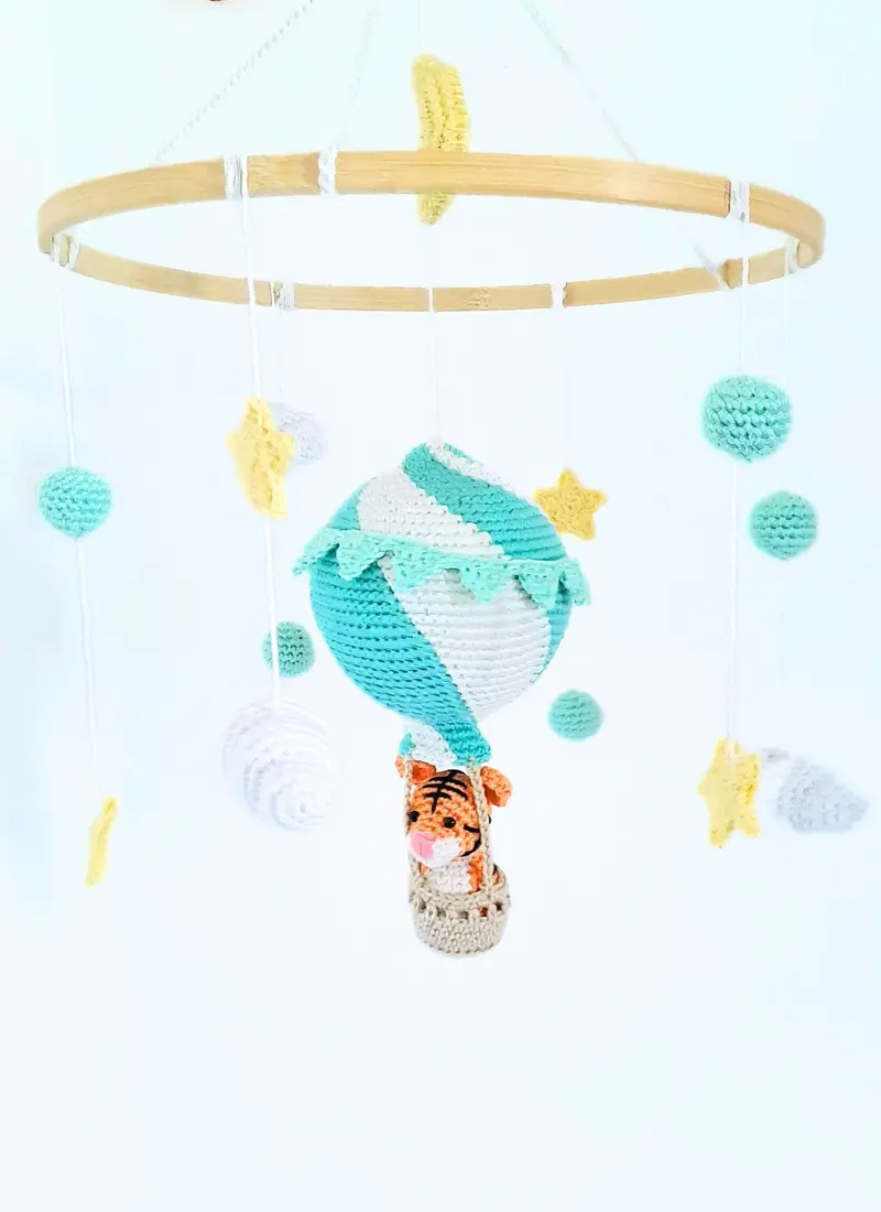 Hot air balloon with tiger baby mobile crochet pattern