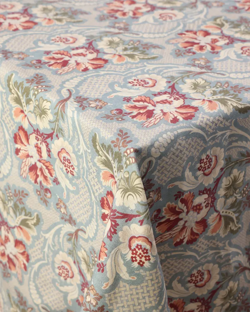 Iris Linen Tablecloth