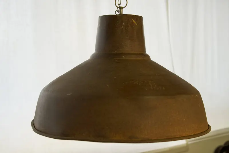 Lampada vintage in metallo