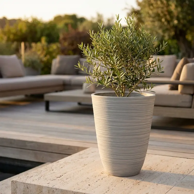Lando - vaso decorativo in fibra sintetica