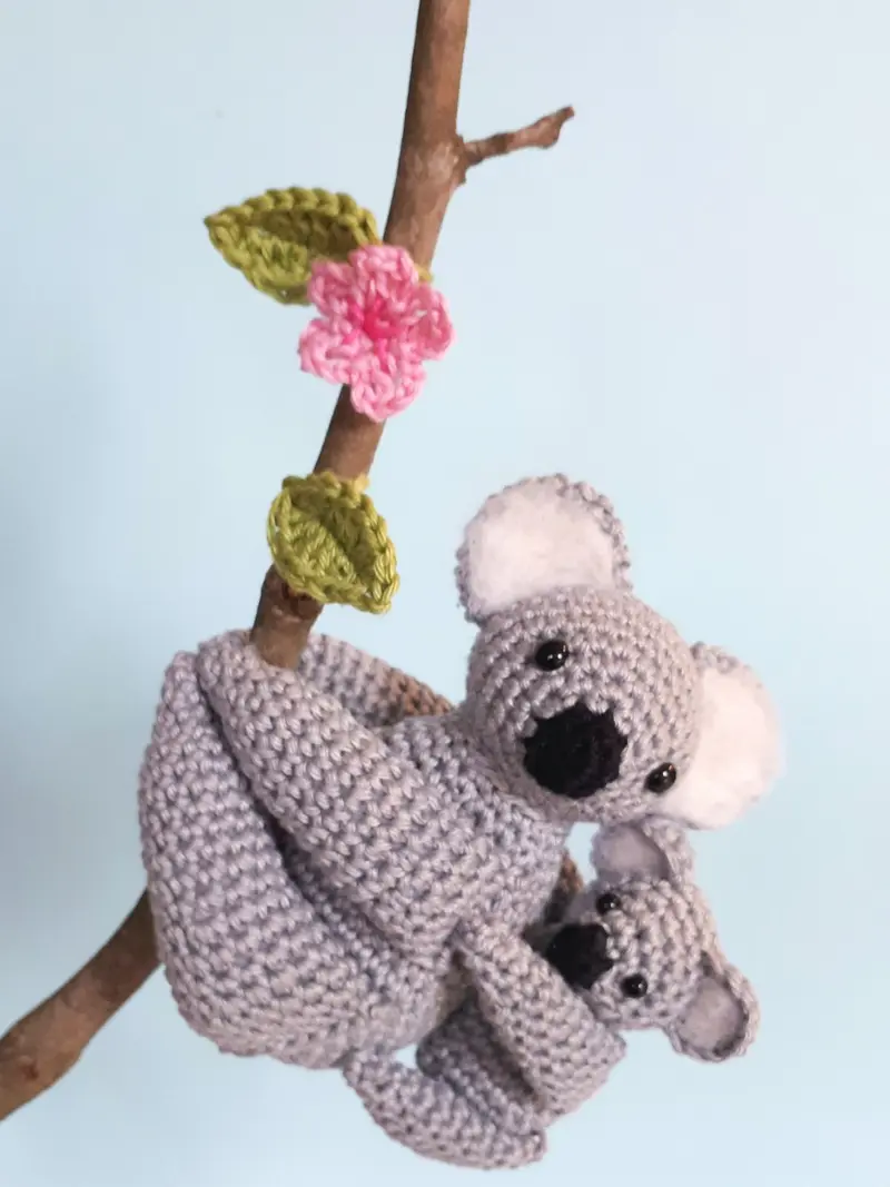 Mom and baby Koala crochet pattern