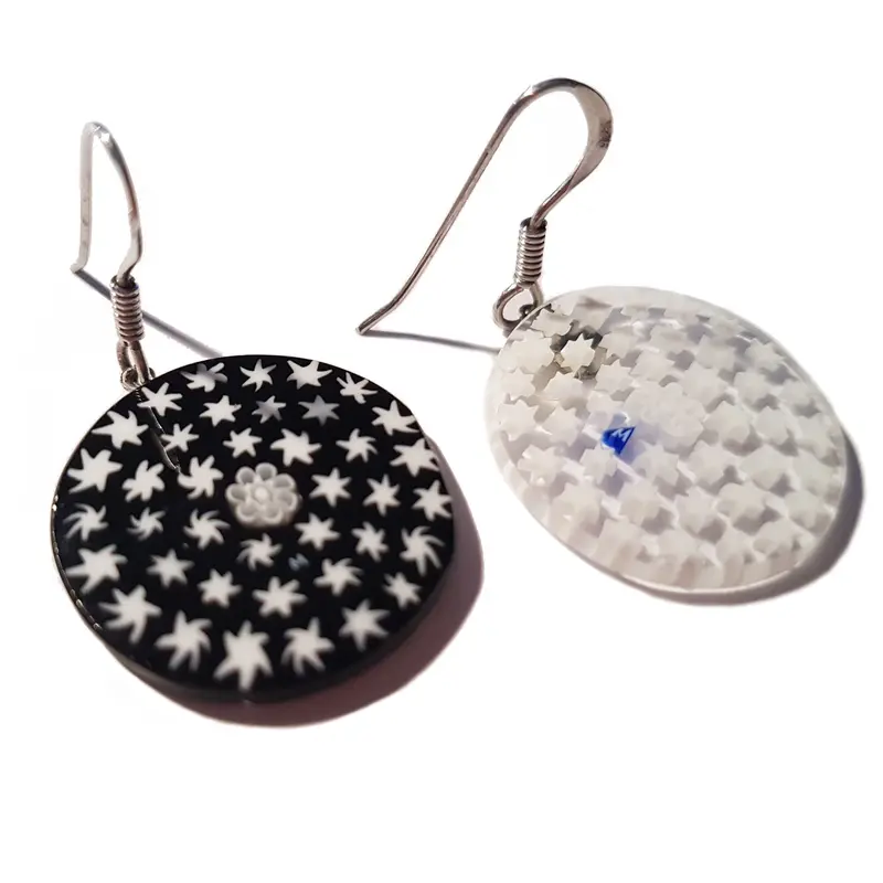Murano glass round earrings "Mono perla"