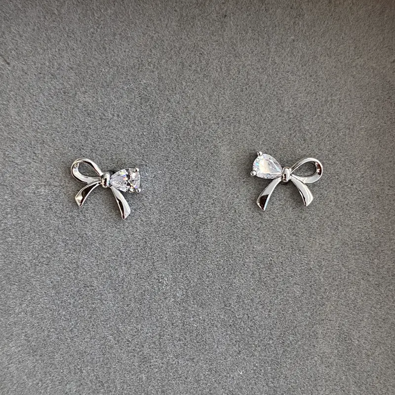 Orecchini Fiocco in argento 925