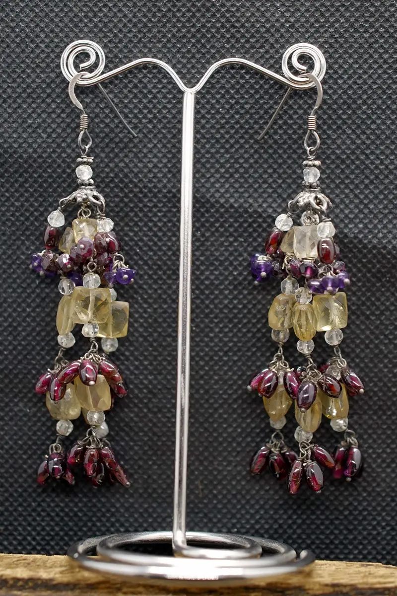 Orecchini pendenti lunghi 9 cm in argento 925 con pietre naturali (Multistone)