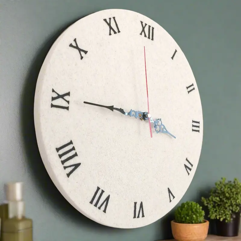Orologio da parete "Bianco Unico" - Un pezzo esclusivo per il tuo arredamento