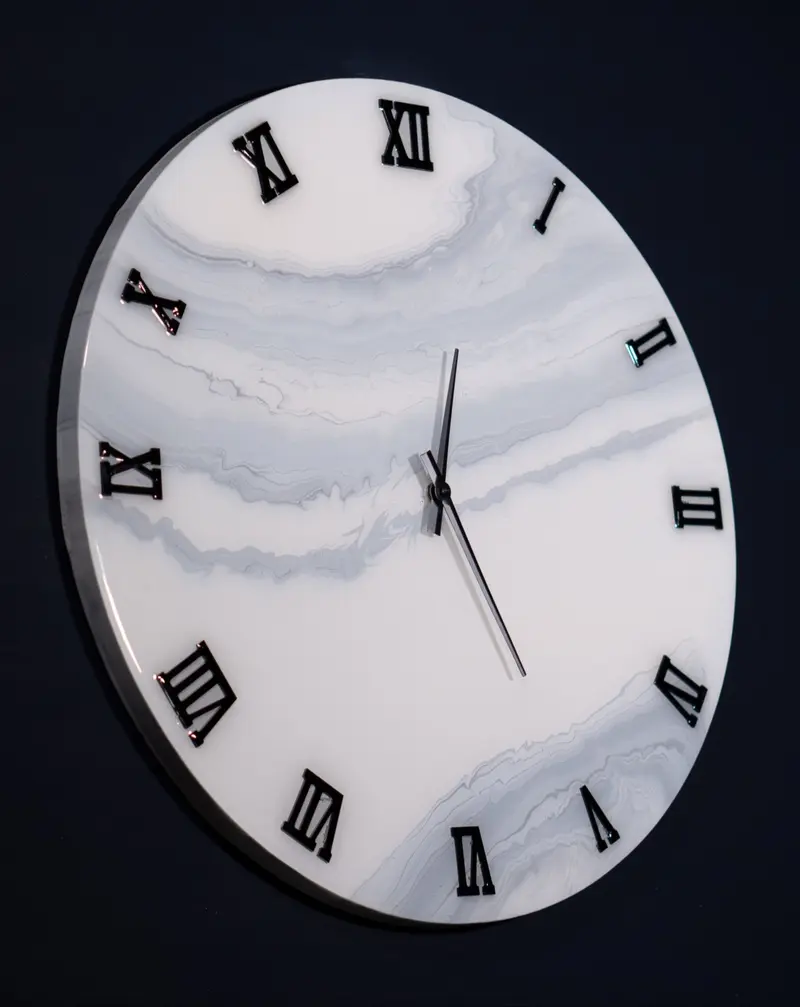 Orologio da Parete in Legno Resina effetto Marmo Carrara 50 cm di diametro